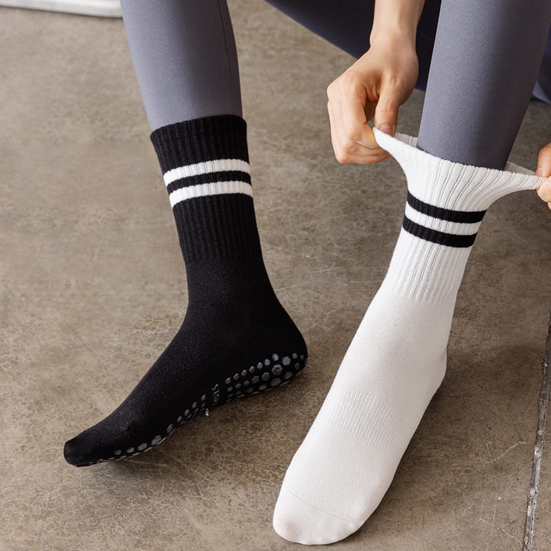 Women Non Slip Yoga Socks, Gri - Fitness Yoga Pilates reseña y precio