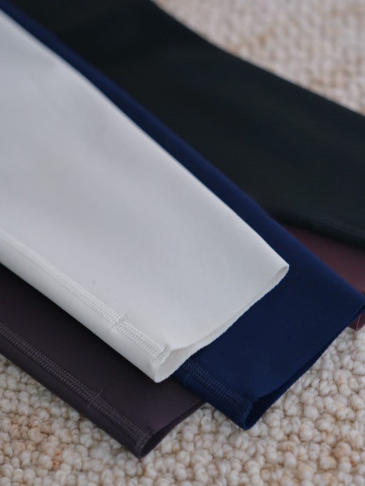 Slimming Yoga Pants Fce-lined  - Oxygen Yoga & Fitness Yonge & Eglinton reseña y precio
